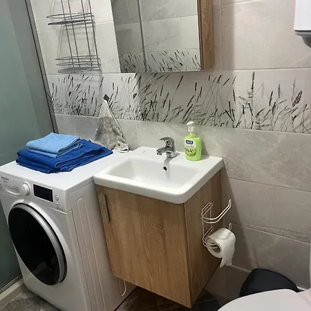 Apartment Briz 2 *